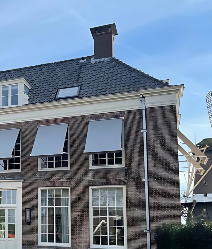 Uitvalschermen